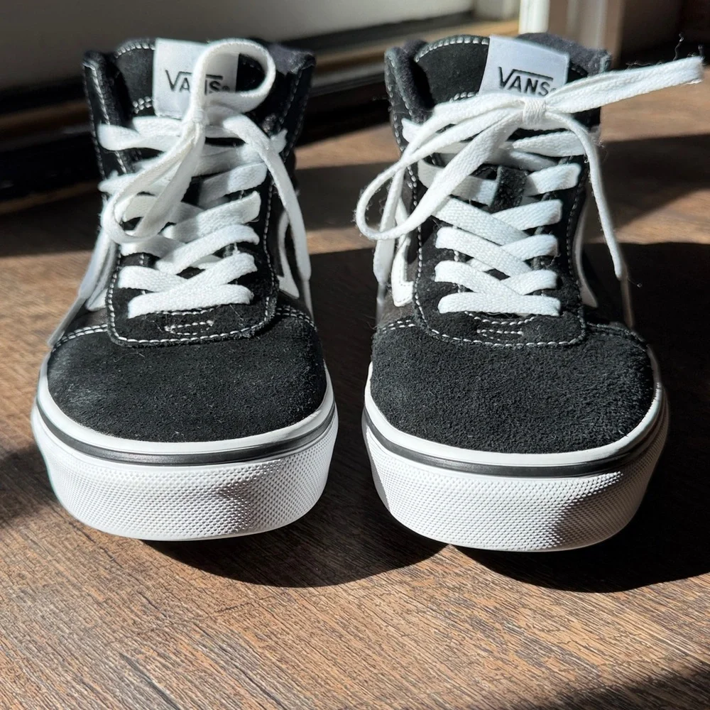 Vans Off The Wall Black and White High-Top Skate Sneakers